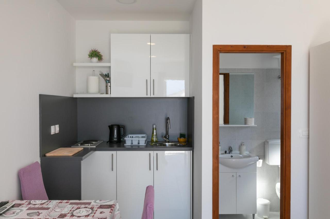 Apartments Karol & Mara Mlini Buitenkant foto